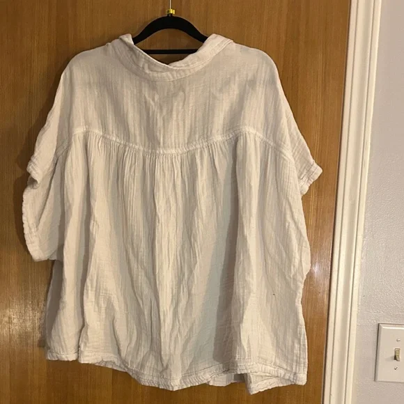 Old Navy Off-White Casual Button-Down Shirt - Picture 3 of 9